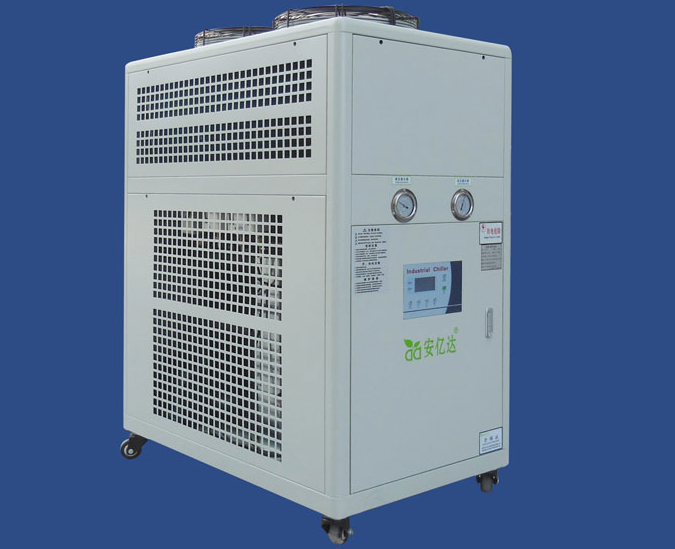 風冷式冷水機的優勢在哪些方面